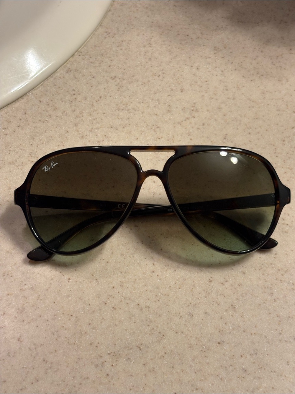 Ray-Ban Aviator Sunglasses — Tortoiseshell Frame with Green Lenses